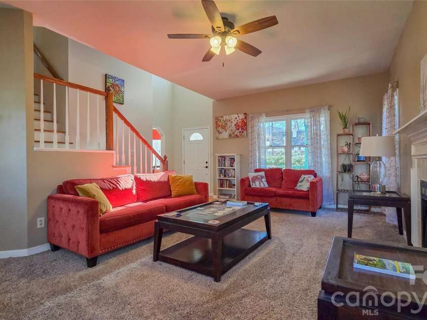 28 Sweetbriar Court, Asheville, NC 28803.  MLS# CAR4343208, YatesRealty ID 8961. 