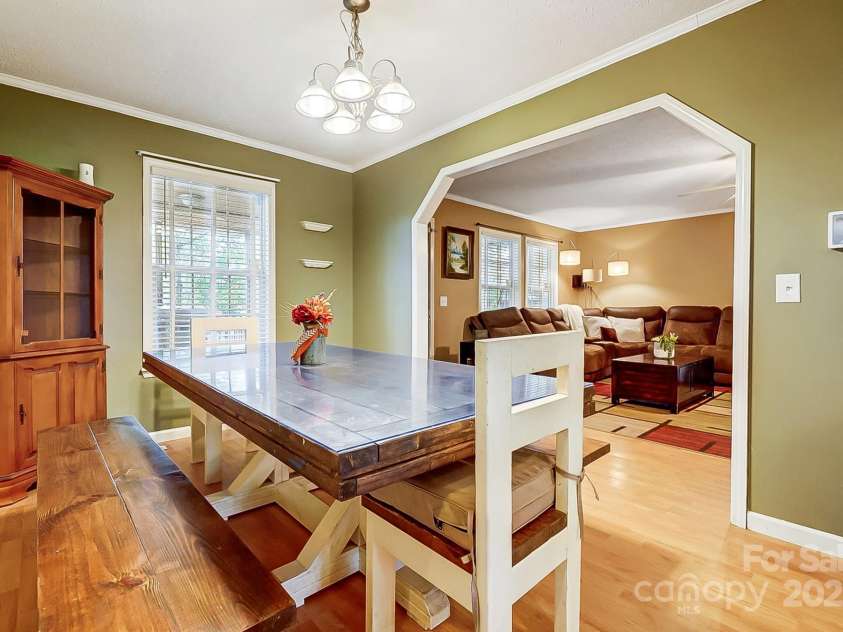 4450 Dobys Bridge Road, Fort Mill, SC 29707.  MLS# CAR4203686, YatesRealty ID 8963. 