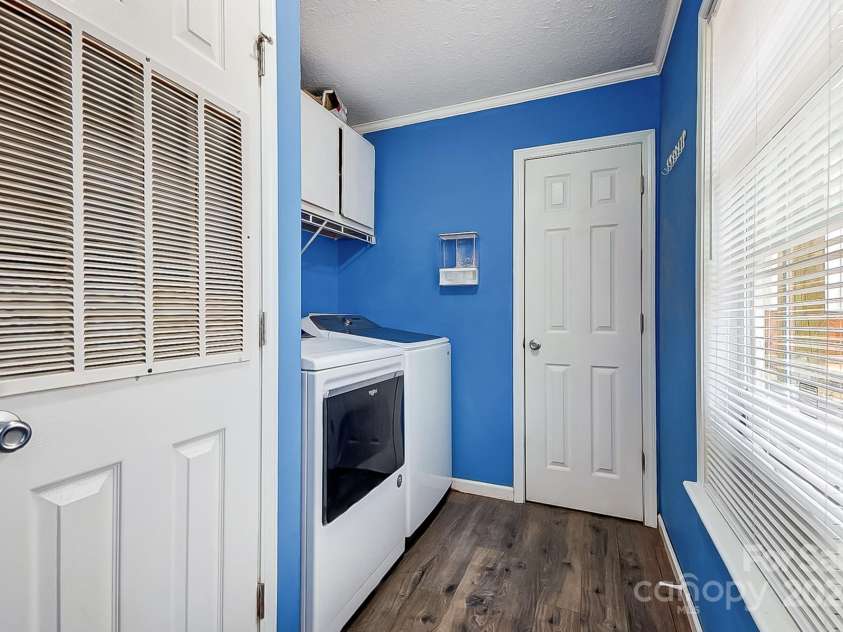 4450 Dobys Bridge Road, Fort Mill, SC 29707.  MLS# CAR4203686, YatesRealty ID 8963. 