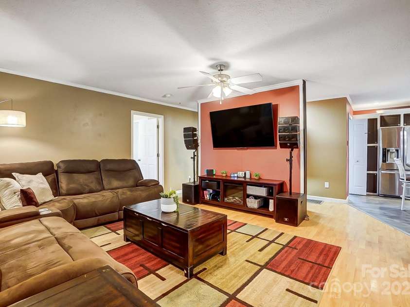 4450 Dobys Bridge Road, Fort Mill, SC 29707.  MLS# CAR4203686, YatesRealty ID 8963. 