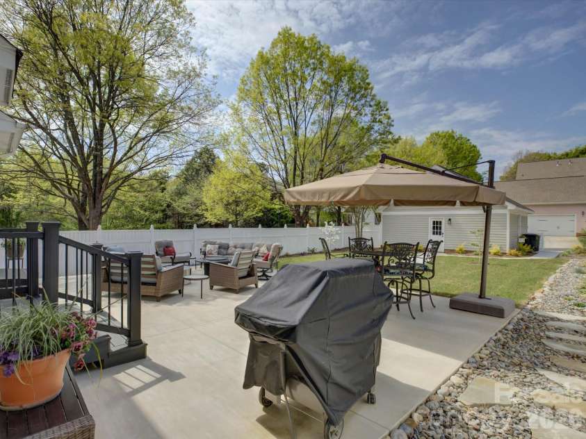 1305 Barnett Woods Crossing, Fort Mill, SC 29708.  MLS# CAR4363632, YatesRealty ID 8965. 
