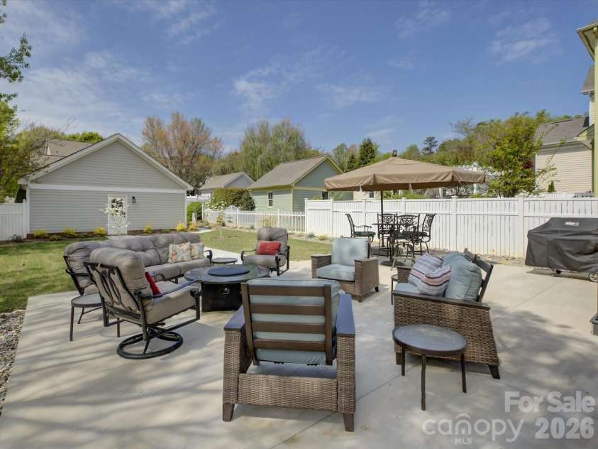 1305 Barnett Woods Crossing, Fort Mill, SC 29708.  MLS# CAR4363632, YatesRealty ID 8965. 