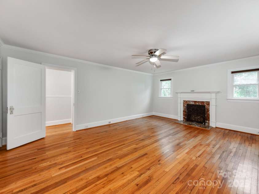 1113 Gregory Lane, Statesville, NC 28677.  MLS# CAR4243559, YatesRealty ID 8966. 