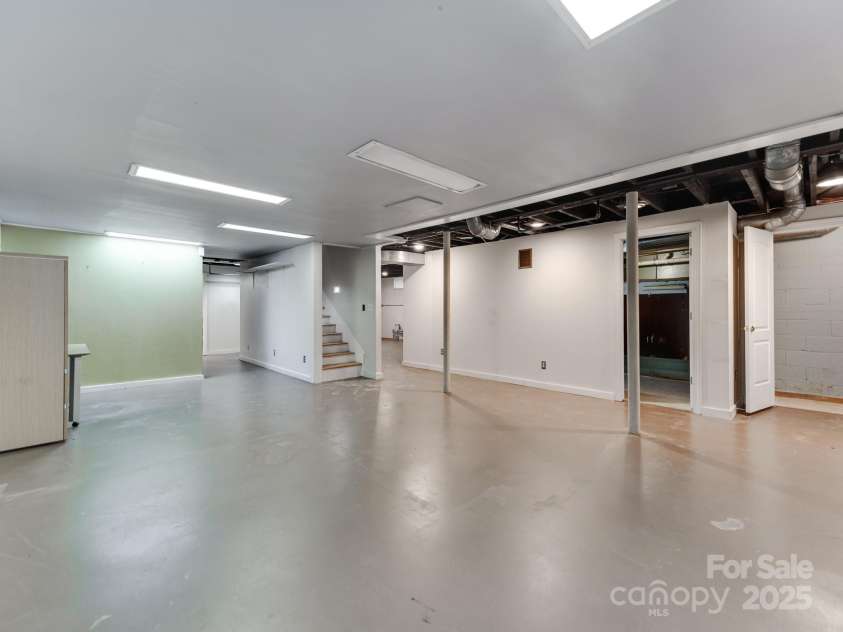 1113 Gregory Lane, Statesville, NC 28677.  MLS# CAR4243559, YatesRealty ID 8966. 