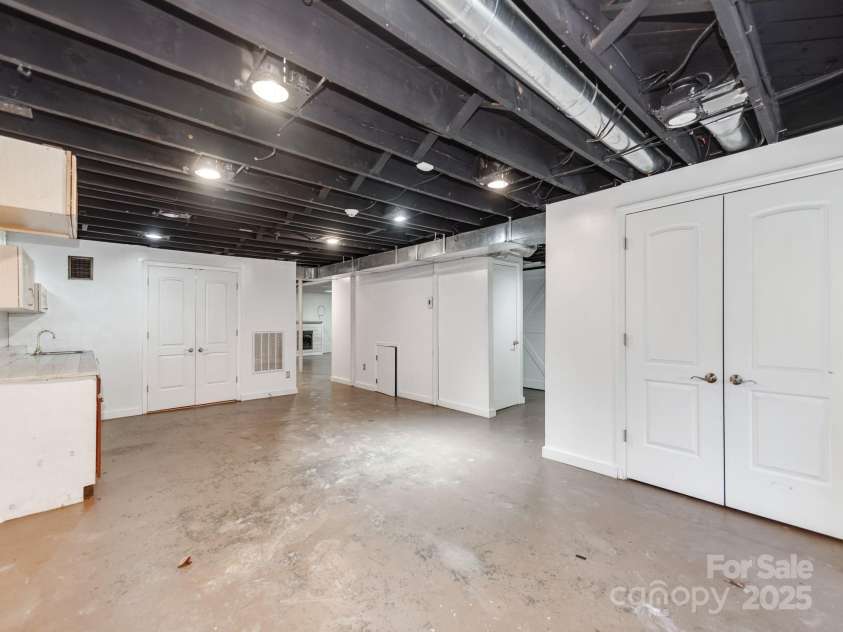 1113 Gregory Lane, Statesville, NC 28677.  MLS# CAR4243559, YatesRealty ID 8966. 