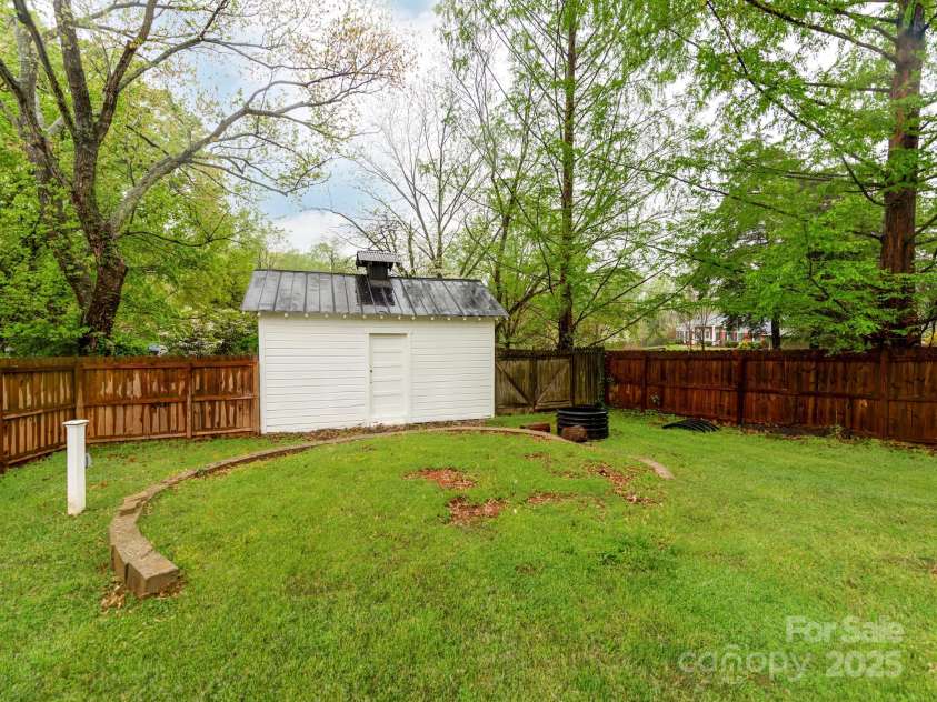 1113 Gregory Lane, Statesville, NC 28677.  MLS# CAR4243559, YatesRealty ID 8966. 