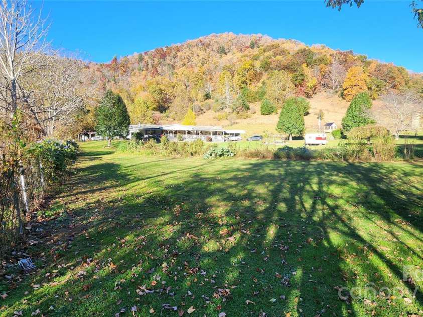 141 Hungry Creek Road, Canton, NC 28716.  MLS# CAR4316730, YatesRealty ID 8966. 