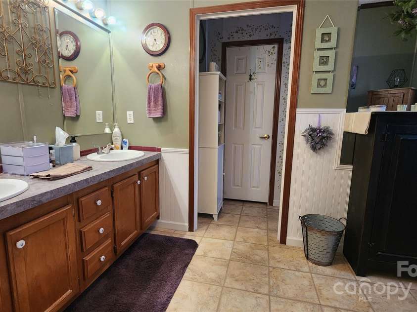 141 Hungry Creek Road, Canton, NC 28716.  MLS# CAR4316730, YatesRealty ID 8966. 