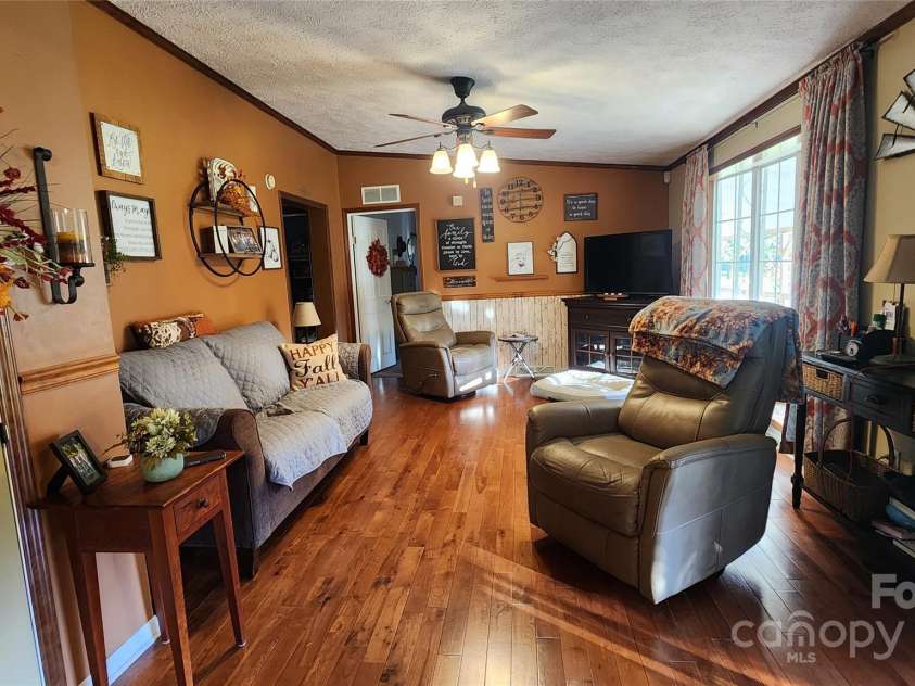 141 Hungry Creek Road, Canton, NC 28716.  MLS# CAR4316730, YatesRealty ID 8966. 