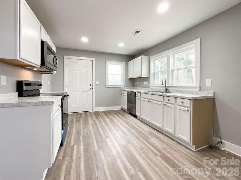 307 Arey Avenue, Albemarle, NC 28001.  MLS# CAR4343969, YatesRealty ID 8967. 