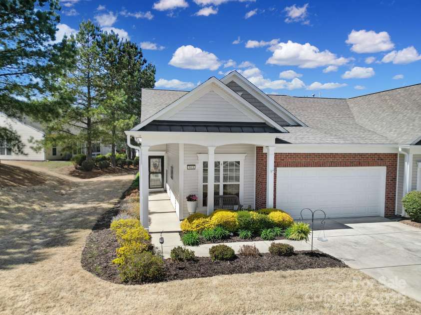 5011 Broad Lane, Fort Mill, SC 29707.  MLS# CAR4239090, YatesRealty ID 8969. Exterior Front