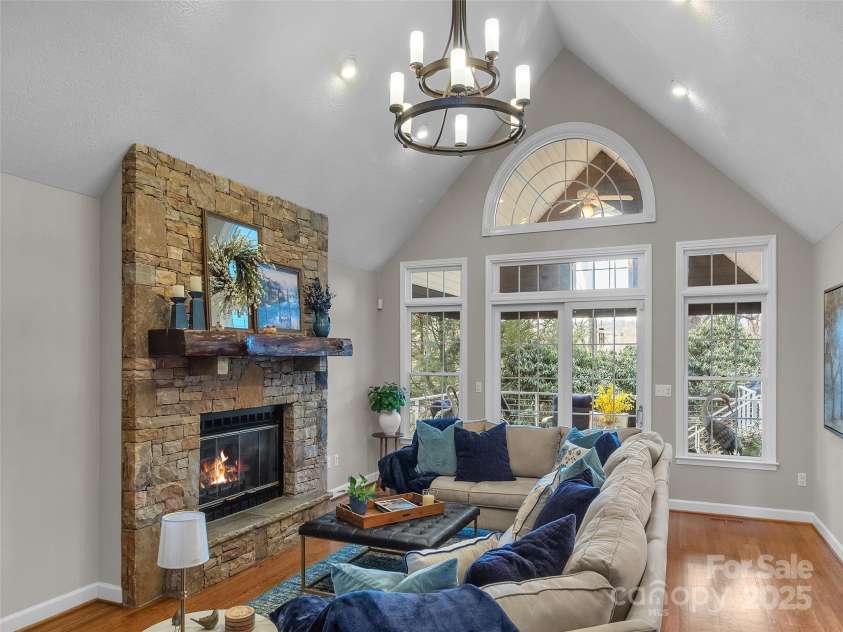 88 Adams Drive, Clyde, NC 28721.  MLS# CAR4227930, YatesRealty ID 8969. 