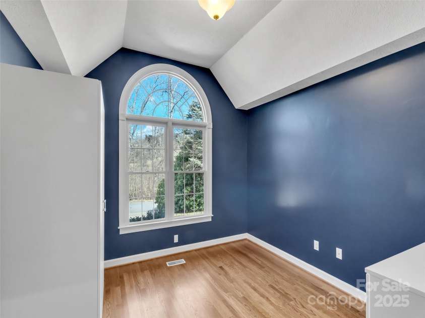 88 Adams Drive, Clyde, NC 28721.  MLS# CAR4227930, YatesRealty ID 8969. 