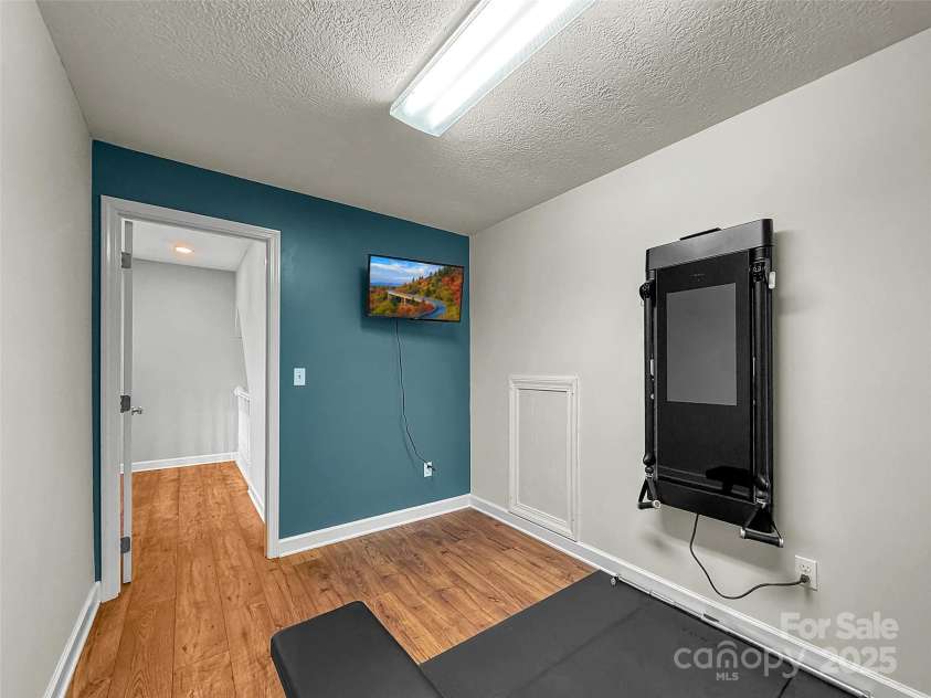 88 Adams Drive, Clyde, NC 28721.  MLS# CAR4227930, YatesRealty ID 8969. 