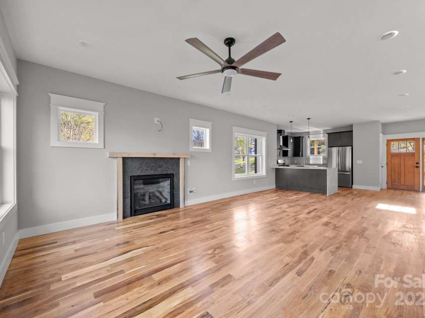 64 Pinedale Road, Asheville, NC 28805.  MLS# CAR4210375, YatesRealty ID 8970. 