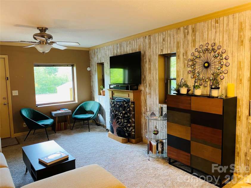 29 Plum Nearly Lane, Maggie Valley, NC 28751.  MLS# CAR4366380, YatesRealty ID 8973. 