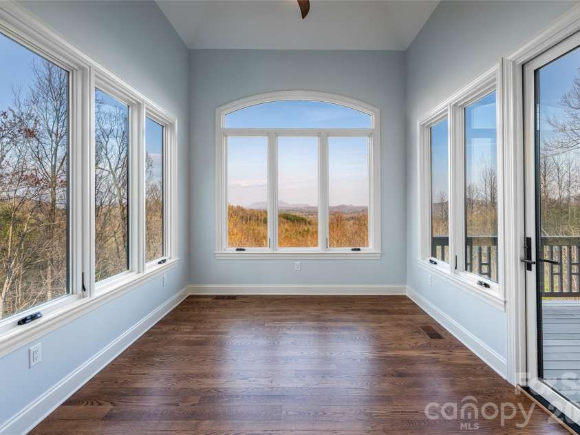 527 Falkirk Way, Zirconia, NC 28790.  MLS# CAR4364609, YatesRealty ID 8977. Primary Suite