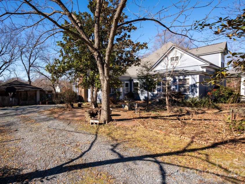 302 College Street, Monroe, NC 28112.  MLS# CAR4214600, YatesRealty ID 898. 