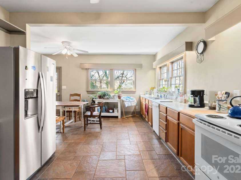 302 College Street, Monroe, NC 28112.  MLS# CAR4214600, YatesRealty ID 898. 
