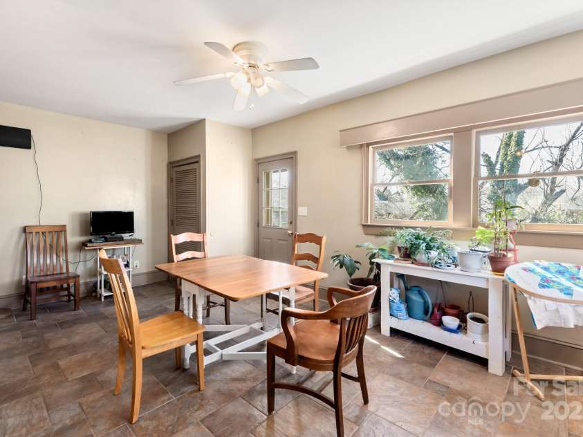302 College Street, Monroe, NC 28112.  MLS# CAR4214600, YatesRealty ID 898. 
