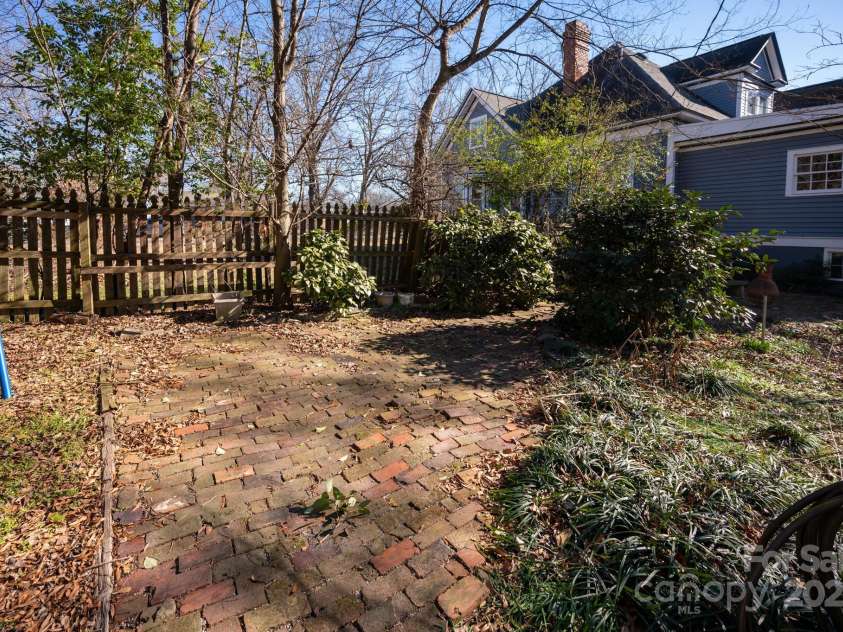 302 College Street, Monroe, NC 28112.  MLS# CAR4214600, YatesRealty ID 898. 