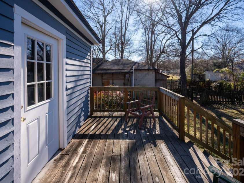 302 College Street, Monroe, NC 28112.  MLS# CAR4214600, YatesRealty ID 898. 