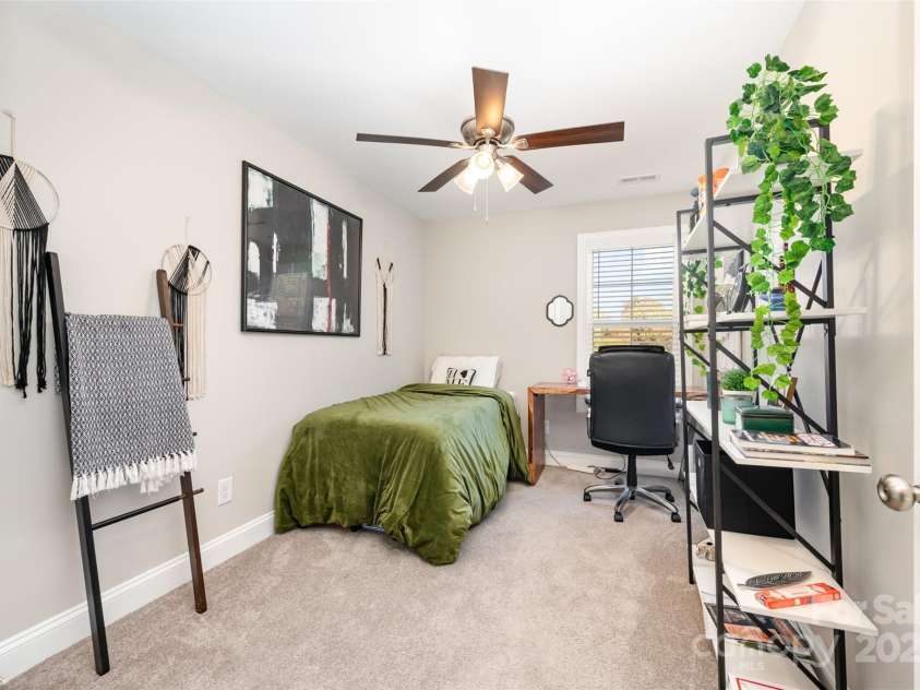 600 8th Street, Kannapolis, NC 28081.  MLS# CAR4318559, YatesRealty ID 898. 