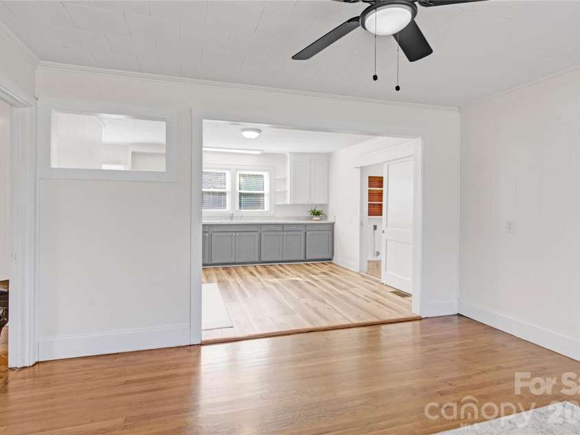 3359 Wilkesboro Highway, Statesville, NC 28625.  MLS# CAR4355461, YatesRealty ID 8980. 