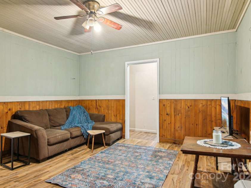 1064 Water Wheel Cove, Clyde, NC 28721.  MLS# CAR4250811, YatesRealty ID 8981. Living room
