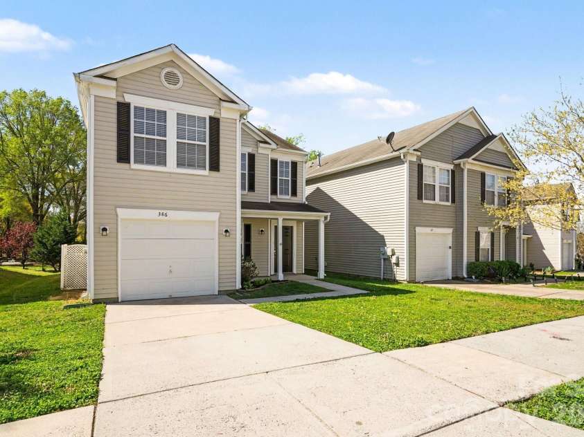386 Morning Dew Drive, Concord, NC 28025.  MLS# CAR4363210, YatesRealty ID 8981. 