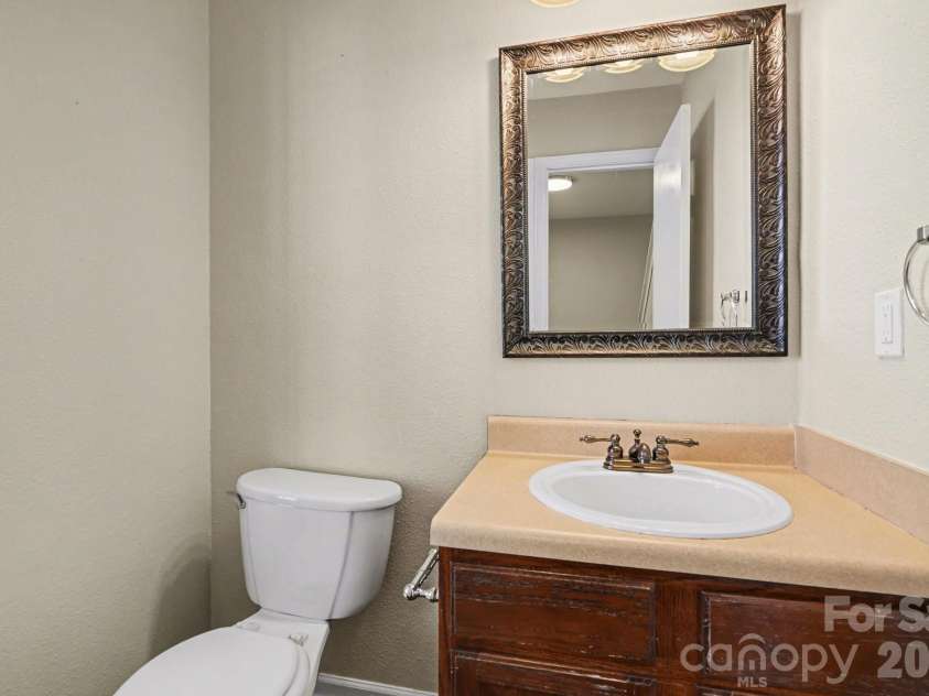 386 Morning Dew Drive, Concord, NC 28025.  MLS# CAR4363210, YatesRealty ID 8981. 