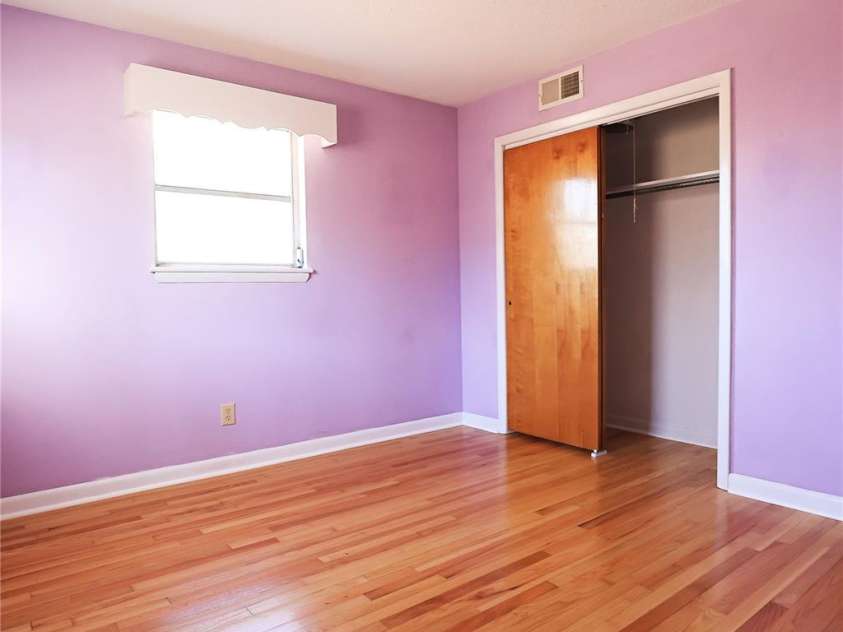 1521 19th Street, Hickory, NC 28602.  MLS# CAR4328330, YatesRealty ID 8982. 