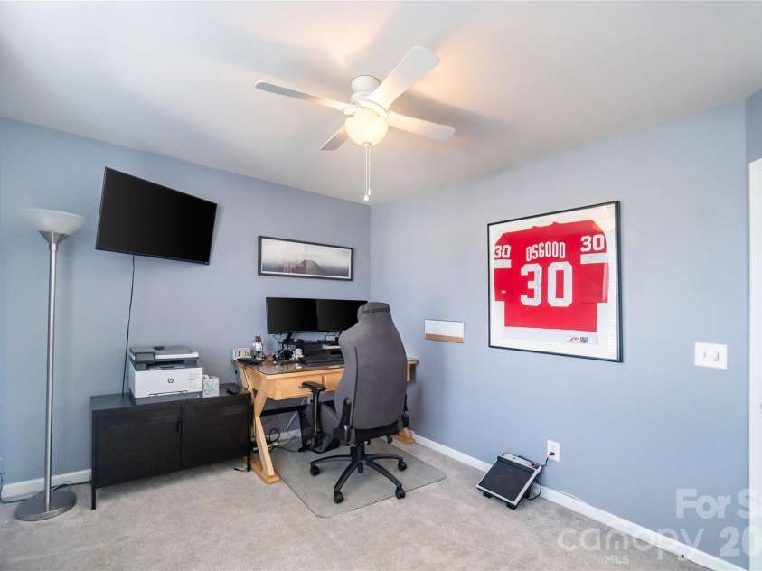 16708 Prairie Falcon Lane, Charlotte, NC 28278.  MLS# CAR4346530, YatesRealty ID 8985. 