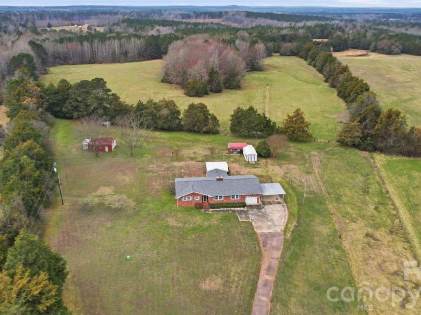 1316 Cornwell Road, Blackstock, SC 29014.  MLS# CAR4349581, YatesRealty ID 8986. 