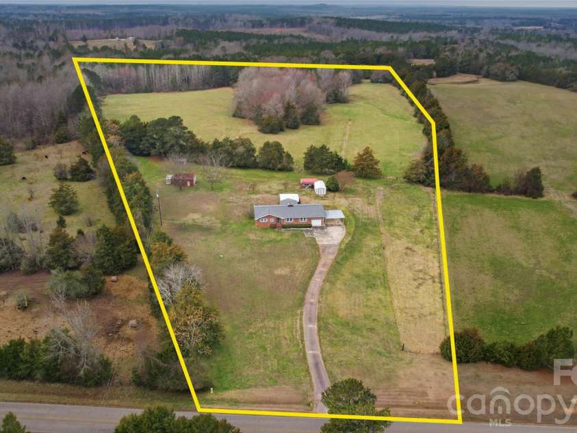 1316 Cornwell Road, Blackstock, SC 29014.  MLS# CAR4349581, YatesRealty ID 8986. 