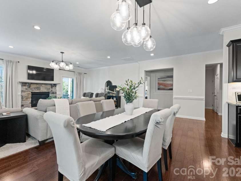 18812 Avery Park Drive, Cornelius, NC 28031.  MLS# CAR4361002, YatesRealty ID 8988. 
