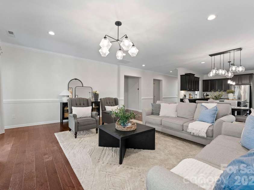 18812 Avery Park Drive, Cornelius, NC 28031.  MLS# CAR4361002, YatesRealty ID 8988. 