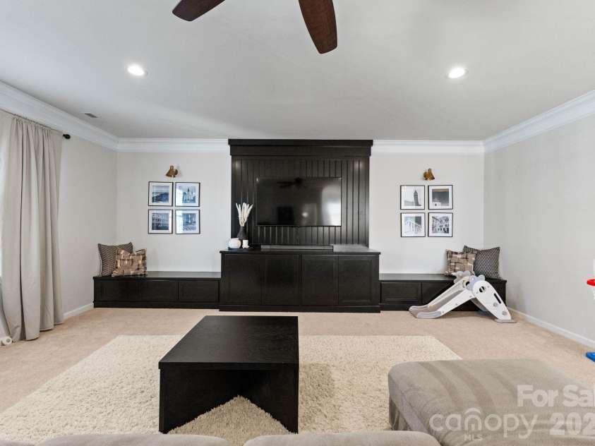 18812 Avery Park Drive, Cornelius, NC 28031.  MLS# CAR4361002, YatesRealty ID 8988. 