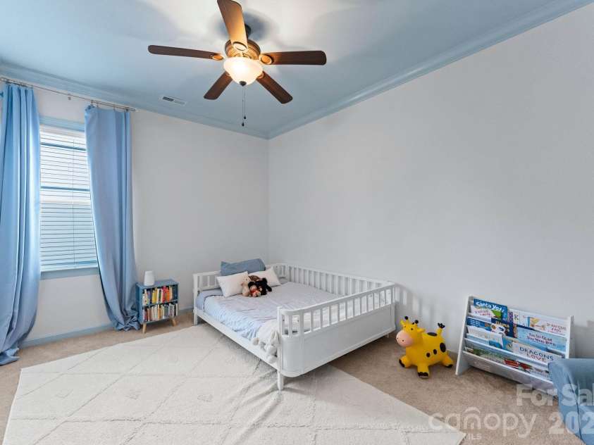 18812 Avery Park Drive, Cornelius, NC 28031.  MLS# CAR4361002, YatesRealty ID 8988. 