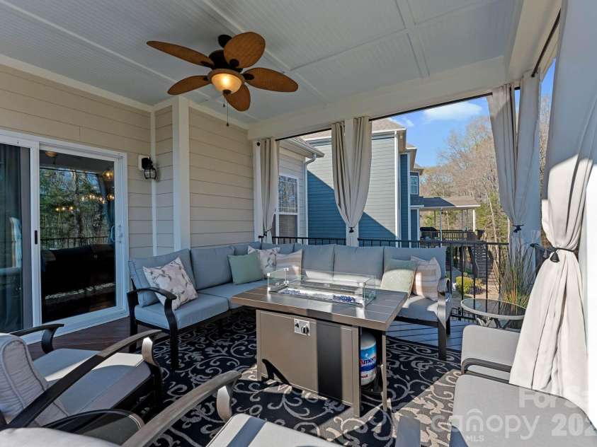 18812 Avery Park Drive, Cornelius, NC 28031.  MLS# CAR4361002, YatesRealty ID 8988. 