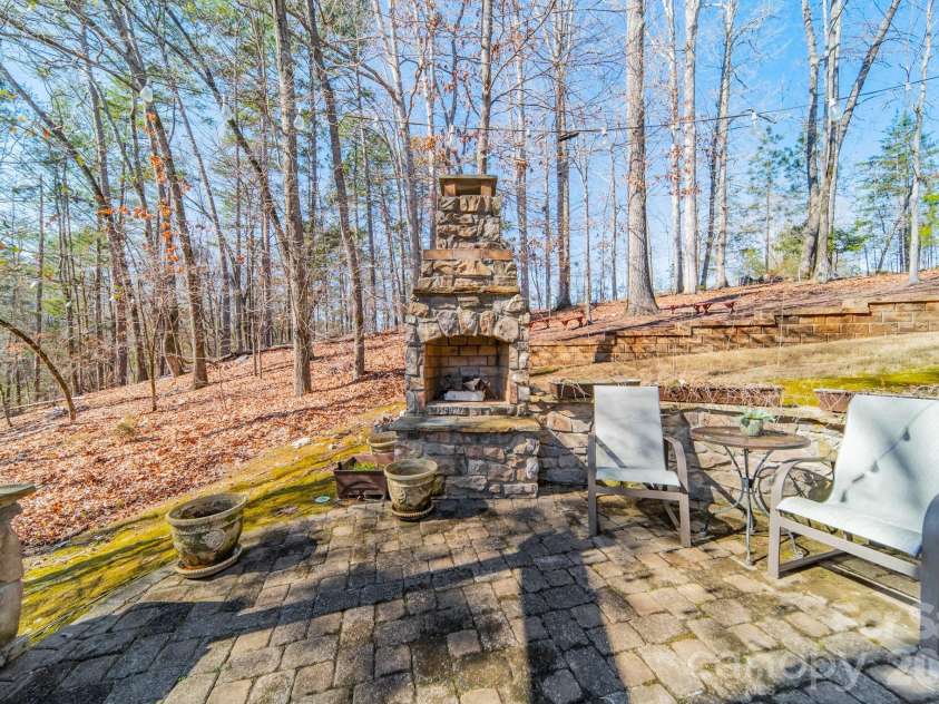 614 Pomegranate Place, Fort Mill, SC 29708.  MLS# CAR4346639, YatesRealty ID 8989. 