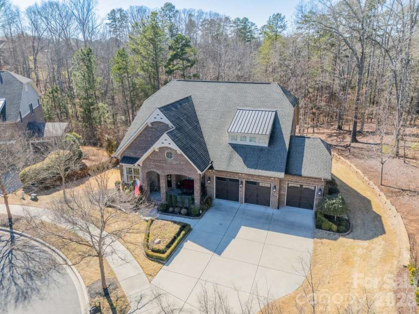 614 Pomegranate Place, Fort Mill, SC 29708.  MLS# CAR4346639, YatesRealty ID 8989. 