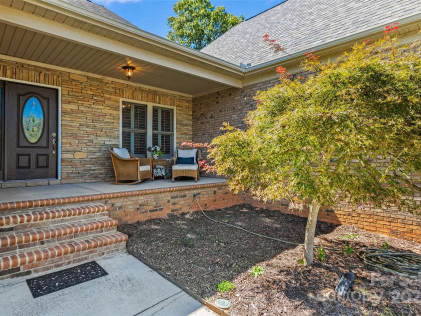 1593 Worthington Crossing, Rock Hill, SC 29732.  MLS# CAR4301171, YatesRealty ID 899. 