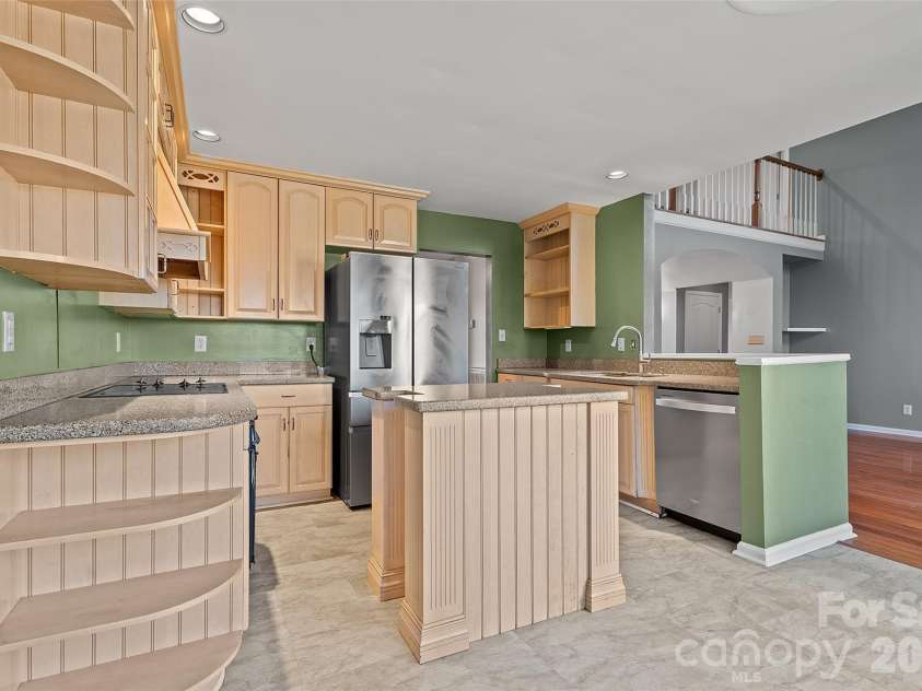 307 Cross Creek Drive, Cherryville, NC 28021.  MLS# CAR4335471, YatesRealty ID 8992. 