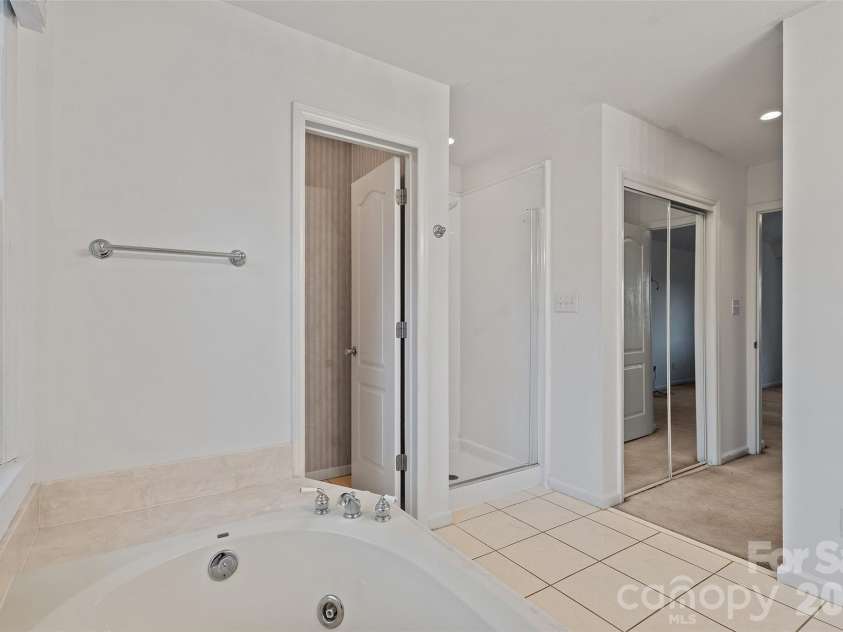 307 Cross Creek Drive, Cherryville, NC 28021.  MLS# CAR4335471, YatesRealty ID 8992. 