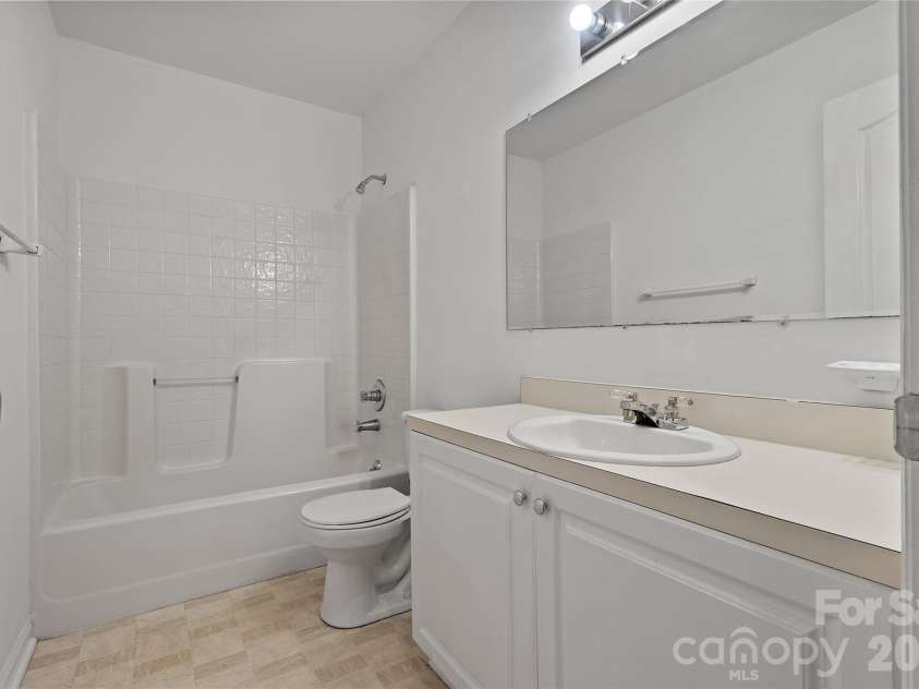307 Cross Creek Drive, Cherryville, NC 28021.  MLS# CAR4335471, YatesRealty ID 8992. 