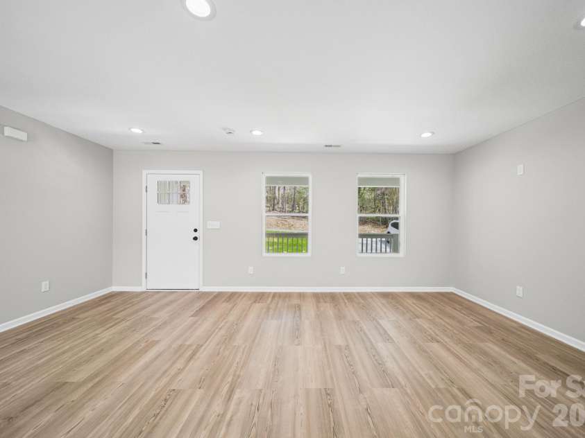 909 Pennington Road, Albemarle, NC 28001.  MLS# CAR4360916, YatesRealty ID 8993. 