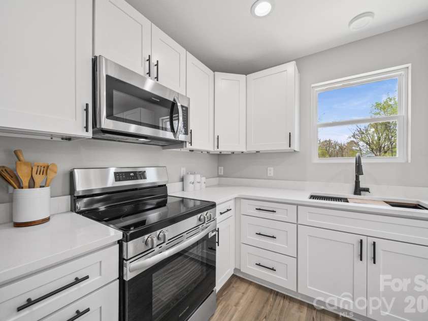 909 Pennington Road, Albemarle, NC 28001.  MLS# CAR4360916, YatesRealty ID 8993. 