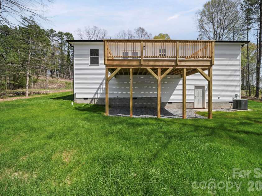909 Pennington Road, Albemarle, NC 28001.  MLS# CAR4360916, YatesRealty ID 8993. 