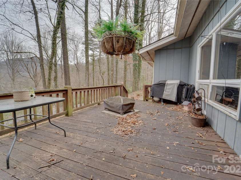1 Virginia Lane, Cullowhee, NC 28723.  MLS# CAR4238066, YatesRealty ID 8994. Deck